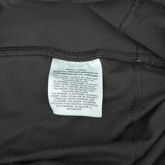 🎀 2 for $20sale 🎀 Nike cropped pant - Picture 3 of 3